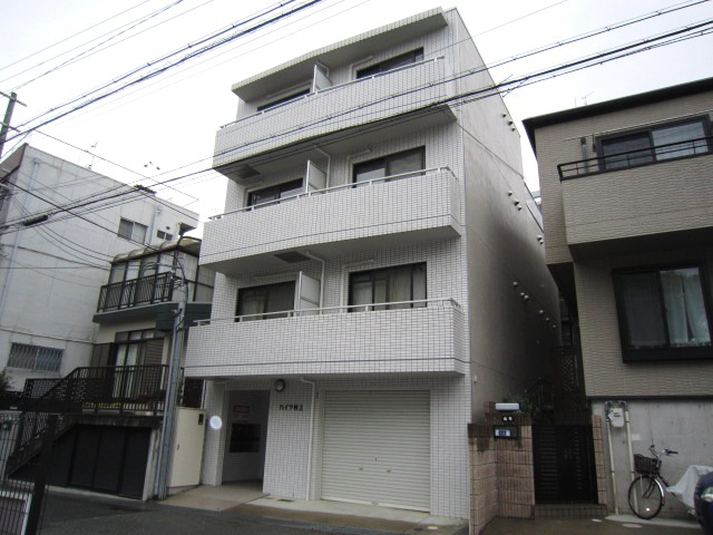 神戸市中央区坂口通の賃貸物件外観写真