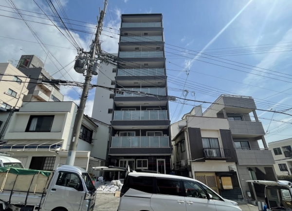 神戸市中央区坂口通の賃貸物件外観写真