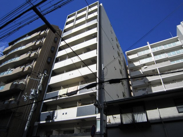 神戸市兵庫区大開通の賃貸物件外観写真