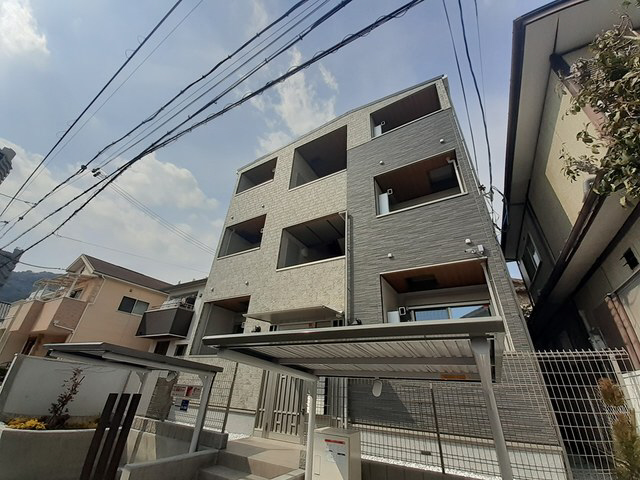 神戸市中央区熊内町の賃貸物件外観写真