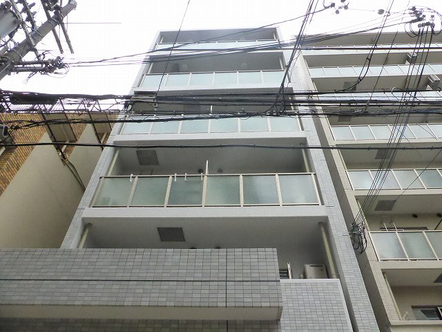 神戸市中央区加納町の賃貸物件外観写真