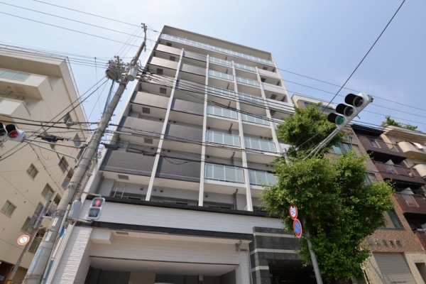 神戸市中央区割塚通の賃貸物件外観写真