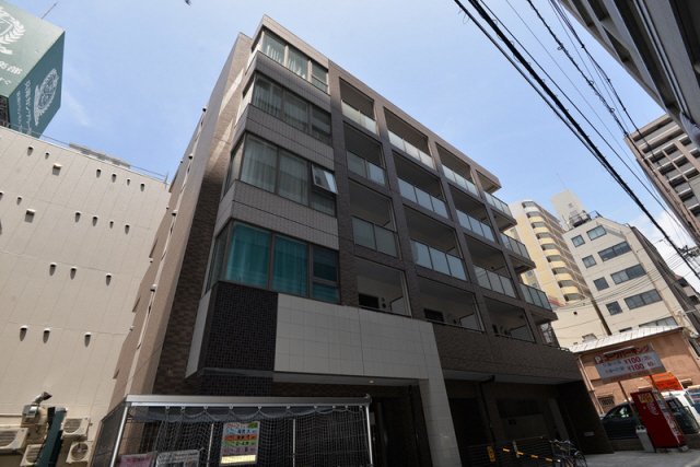 神戸市中央区加納町の賃貸物件外観写真