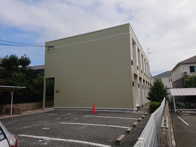 レオパレス猪名川 201|尼崎市田能(JR福知山線猪名寺駅)のアパート外観 レオパレス猪名川 201|尼崎市田能(JR福知山線猪名寺駅)のアパート外観