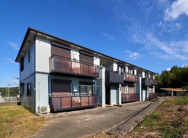 神戸市西区伊川谷町長坂の賃貸物件外観写真