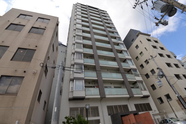 神戸市中央区海岸通の賃貸物件外観写真