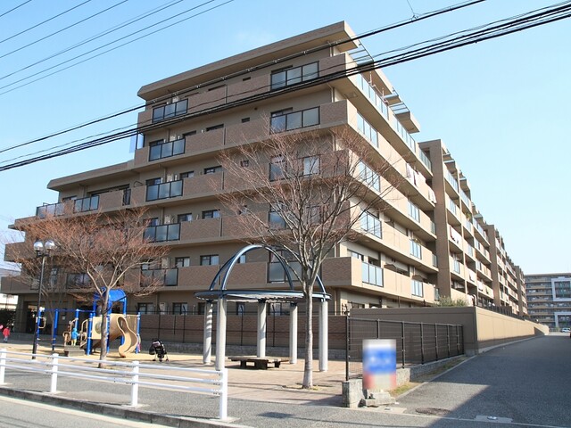 神戸市垂水区小束山本町の賃貸