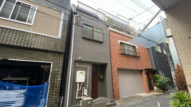 神戸市中央区二宮町の賃貸物件外観写真