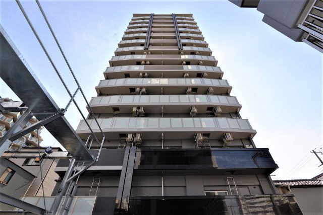 神戸市中央区下山手通の賃貸物件外観写真
