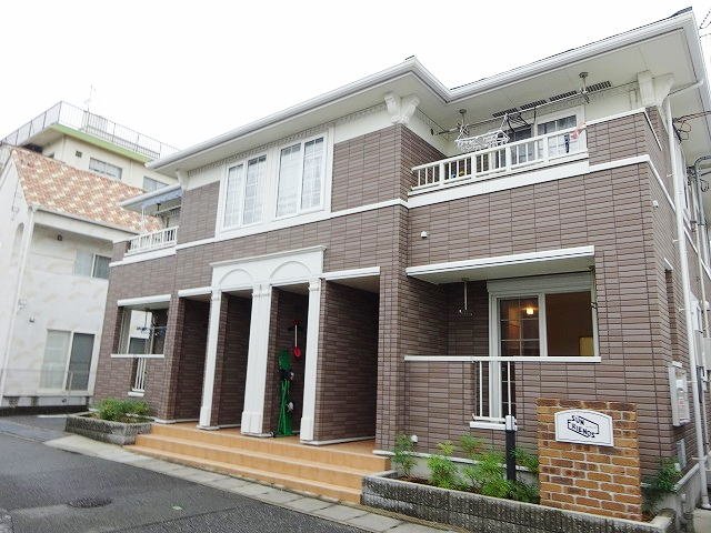 神戸市垂水区青山台の賃貸物件外観写真