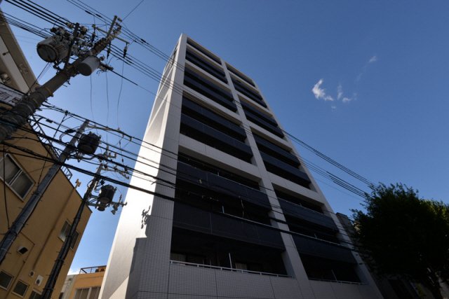 神戸市中央区北長狭通の賃貸物件外観写真