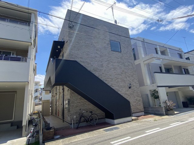 神戸市兵庫区北逆瀬川町の賃貸物件外観写真