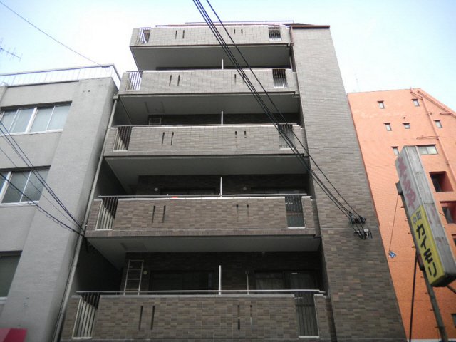 神戸市中央区中町通の賃貸物件外観写真