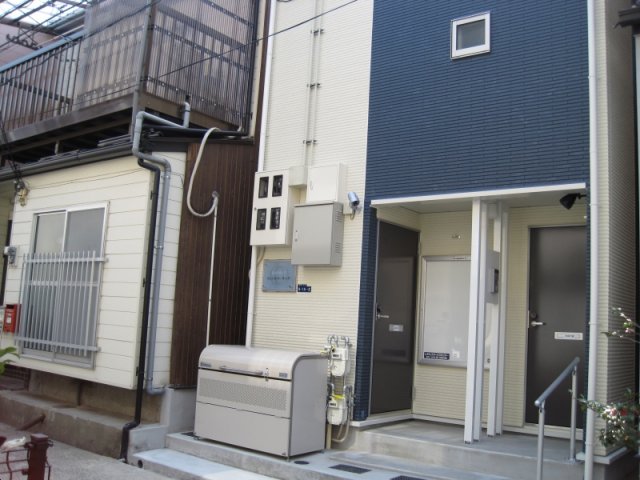 神戸市中央区楠町の賃貸物件外観写真