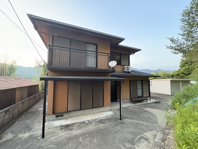 神戸市北区山田町東下の賃貸物件外観写真