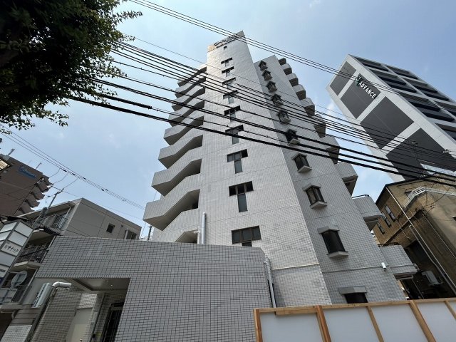 神戸市中央区北長狭通の賃貸物件外観写真
