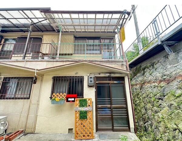 神戸市北区鈴蘭台東町の賃貸物件外観写真