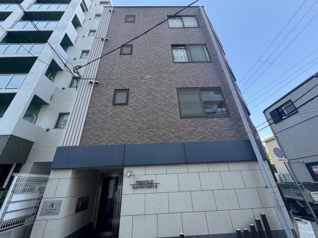 神戸市中央区旭通の賃貸物件外観写真