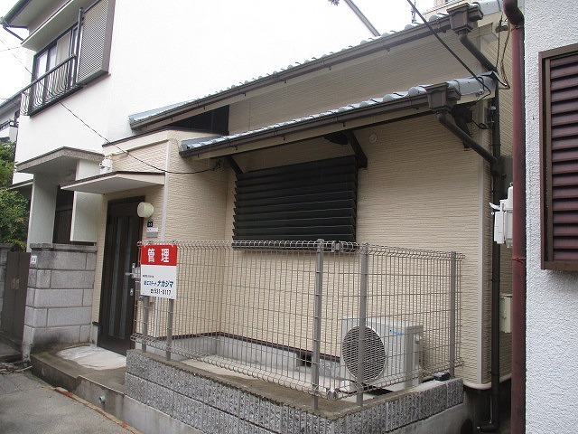 神戸市中央区中島通の賃貸物件外観写真