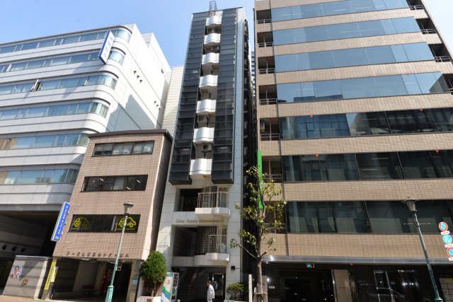 神戸市中央区栄町通の賃貸物件外観写真