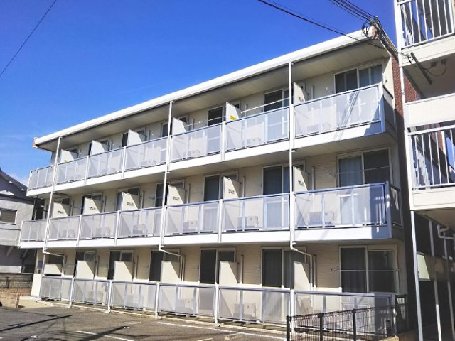 レオパレスデイジーヴィラ 304|尼崎市浜田町(JR東海道本線(近畿)立花駅)のマンション外観 レオパレスデイジーヴィラ 304|尼崎市浜田町(JR東海道本線(近畿)立花駅)のマンション外観