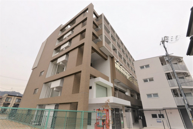 神戸市長田区松野通の賃貸物件外観写真