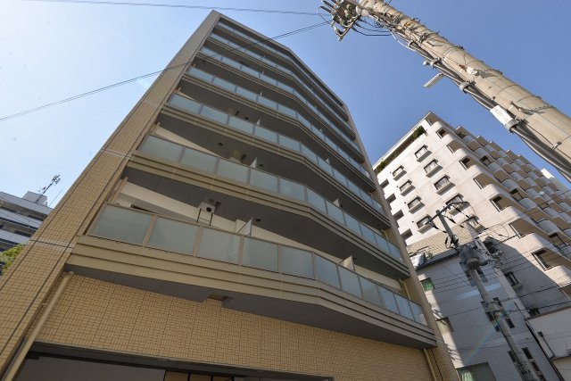 神戸市灘区岸地通の賃貸物件外観写真