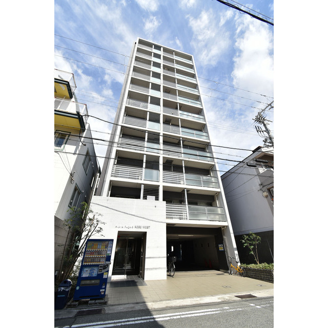 神戸市兵庫区塚本通の賃貸物件外観写真