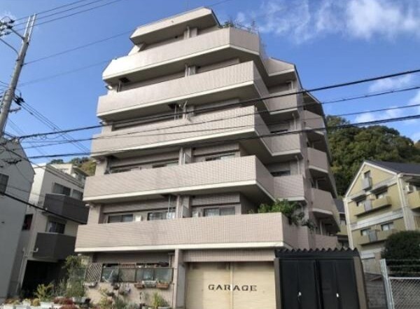 神戸市中央区山本通の賃貸物件外観写真