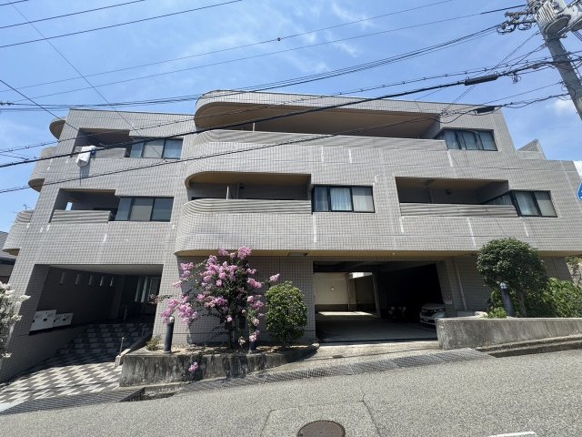 神戸市東灘区森北町の賃貸物件外観写真