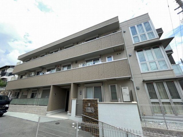 フェーブ六甲 203|神戸市灘区曾和町(JR東海道本線(近畿)六甲道駅)のアパート外観 フェーブ六甲 203|神戸市灘区曾和町(JR東海道本線(近畿)六甲道駅)のアパート外観