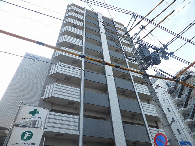 神戸市兵庫区湊町の賃貸物件外観写真