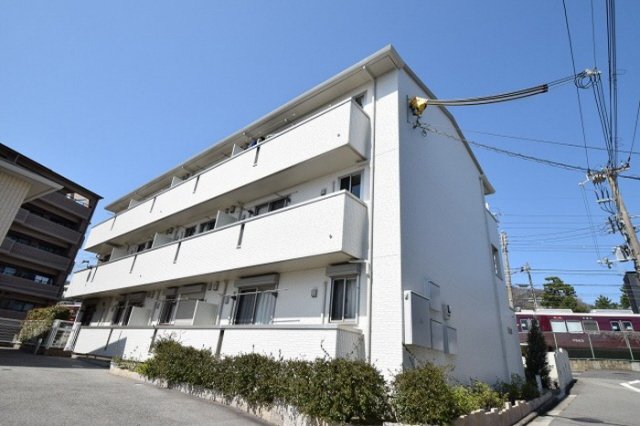 神戸市東灘区森北町の賃貸物件外観写真