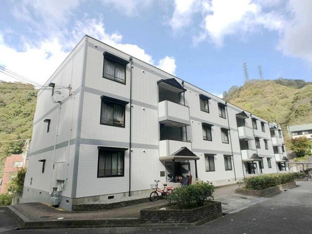 神戸市兵庫区平野町の賃貸物件外観写真