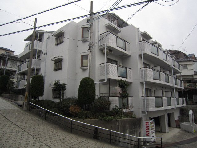 神戸市北区鈴蘭台北町の賃貸物件外観写真