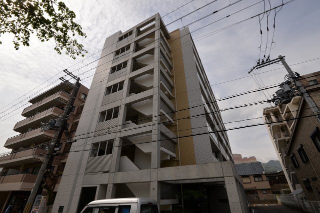 神戸市東灘区甲南町の賃貸物件外観写真