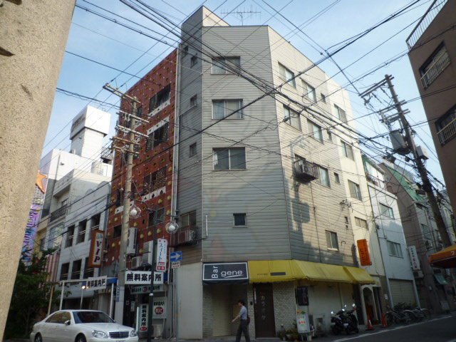 神戸市兵庫区福原町の賃貸物件外観写真