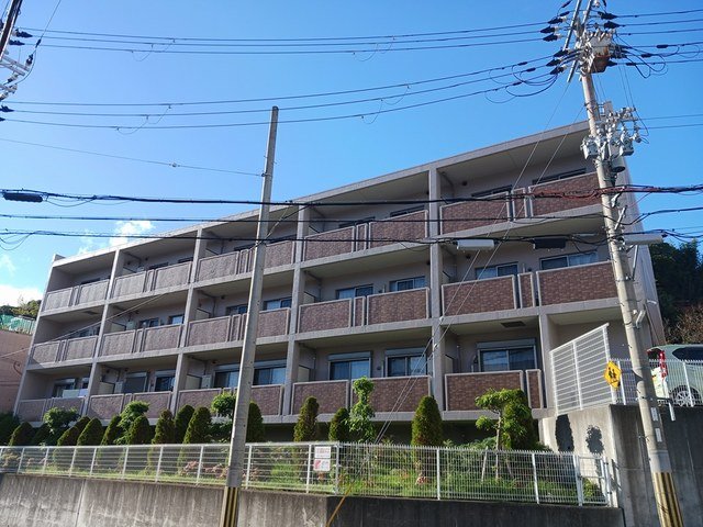 神戸市垂水区下畑町の賃貸物件外観写真