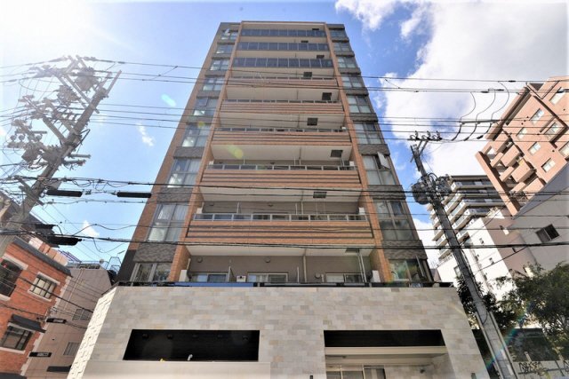 神戸市中央区中山手通の賃貸物件外観写真