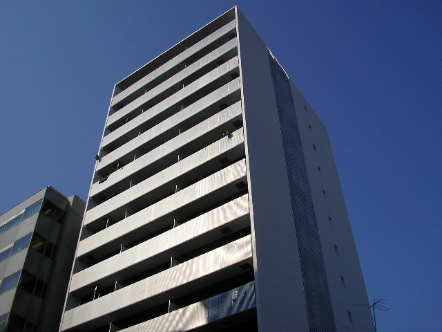 神戸市中央区栄町通の賃貸物件外観写真