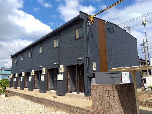 明石市魚住町金ケ崎の賃貸物件外観写真