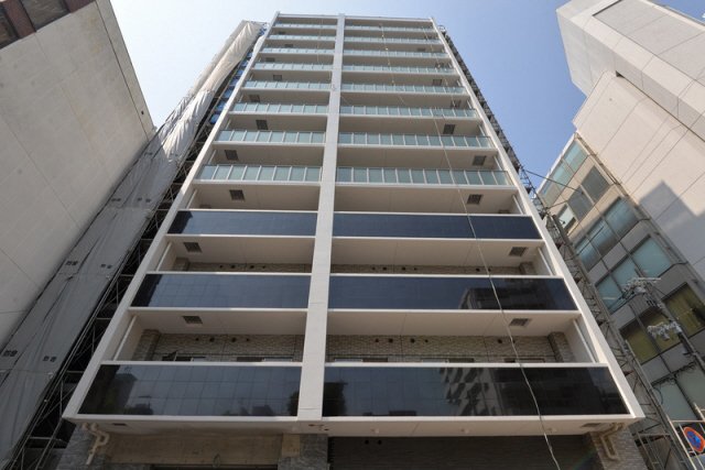 神戸市兵庫区西多聞通の賃貸物件外観写真