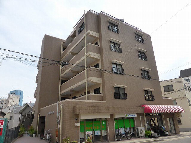 神戸市中央区下山手通の賃貸物件外観写真