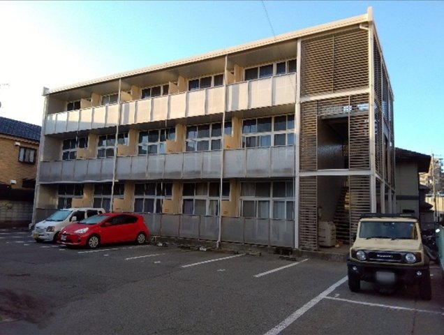 加古川市加古川町美乃利の賃貸物件外観写真