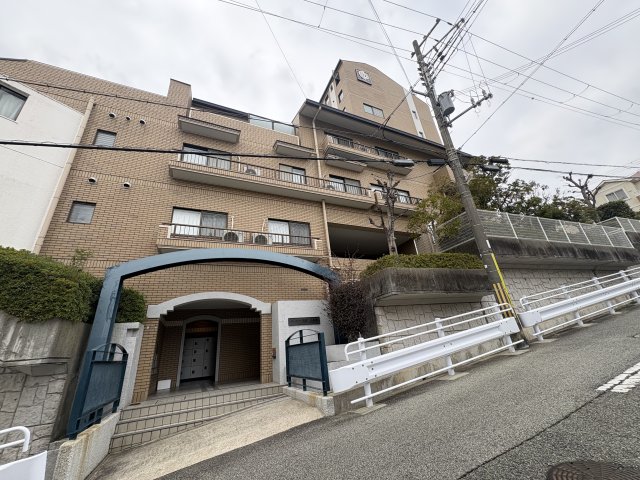 神戸市灘区土山町の賃貸物件外観写真