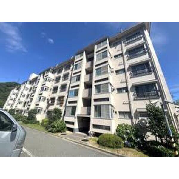 神戸市灘区鶴甲の賃貸物件外観写真