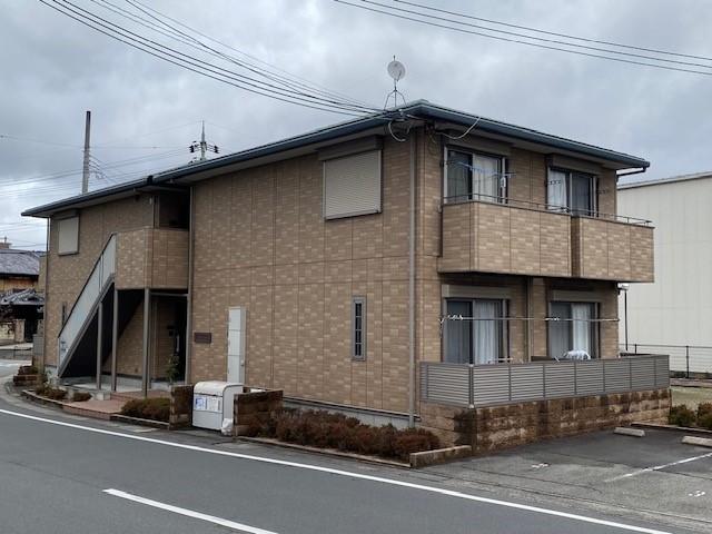 三田市上井沢の賃貸物件外観写真