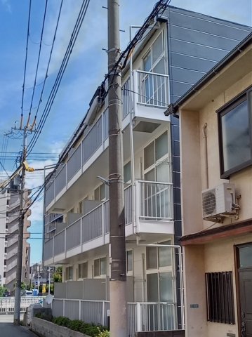 西宮市深津町の賃貸物件外観写真