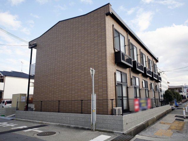 西宮市山口町名来の賃貸物件外観写真