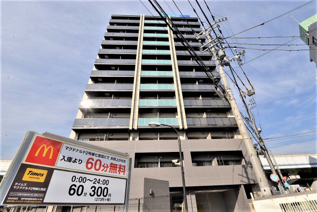 神戸市兵庫区本町の賃貸物件外観写真